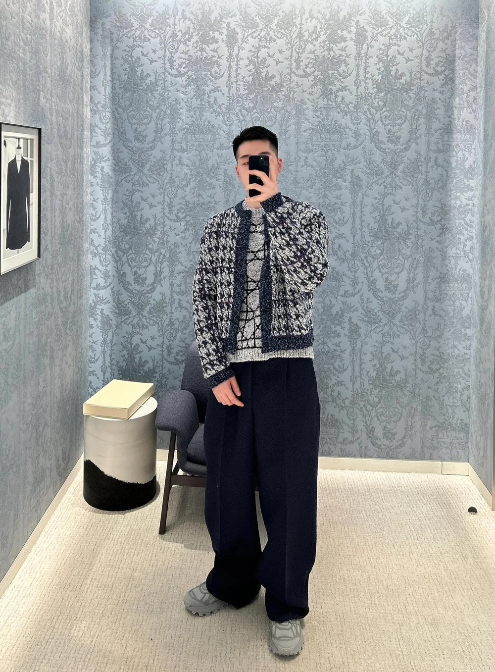디올 하운즈투스 테크니컬 자카드 가디건