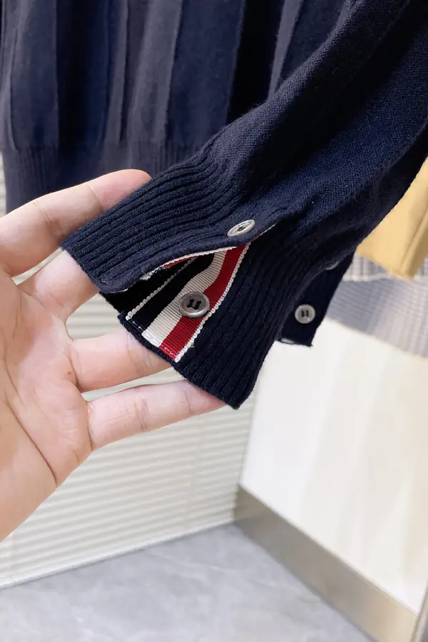 톰브라운 울 릴랙스 풀오버