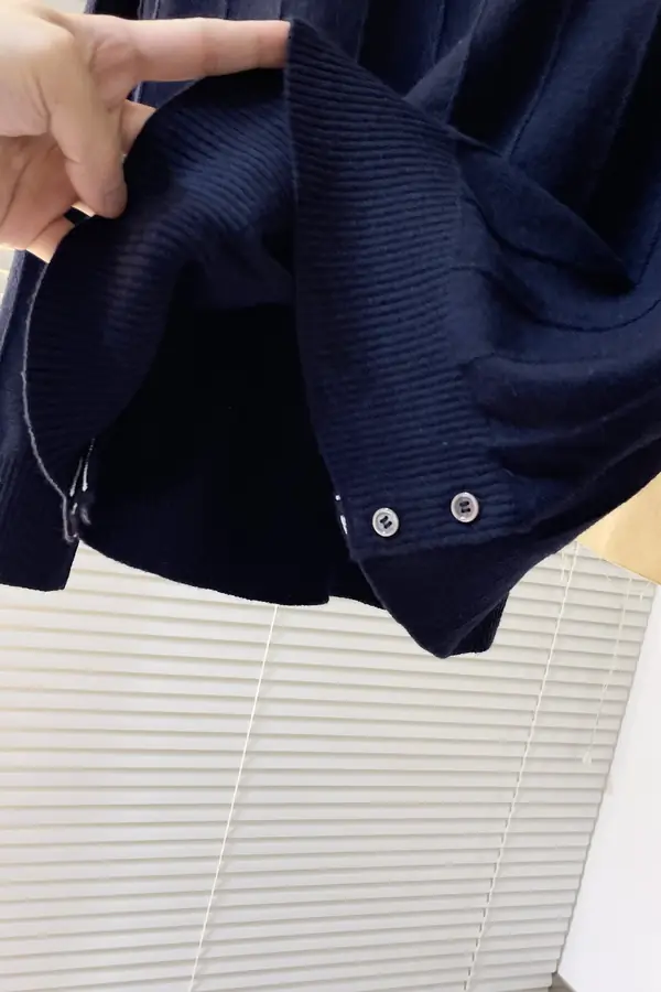 톰브라운 울 릴랙스 풀오버