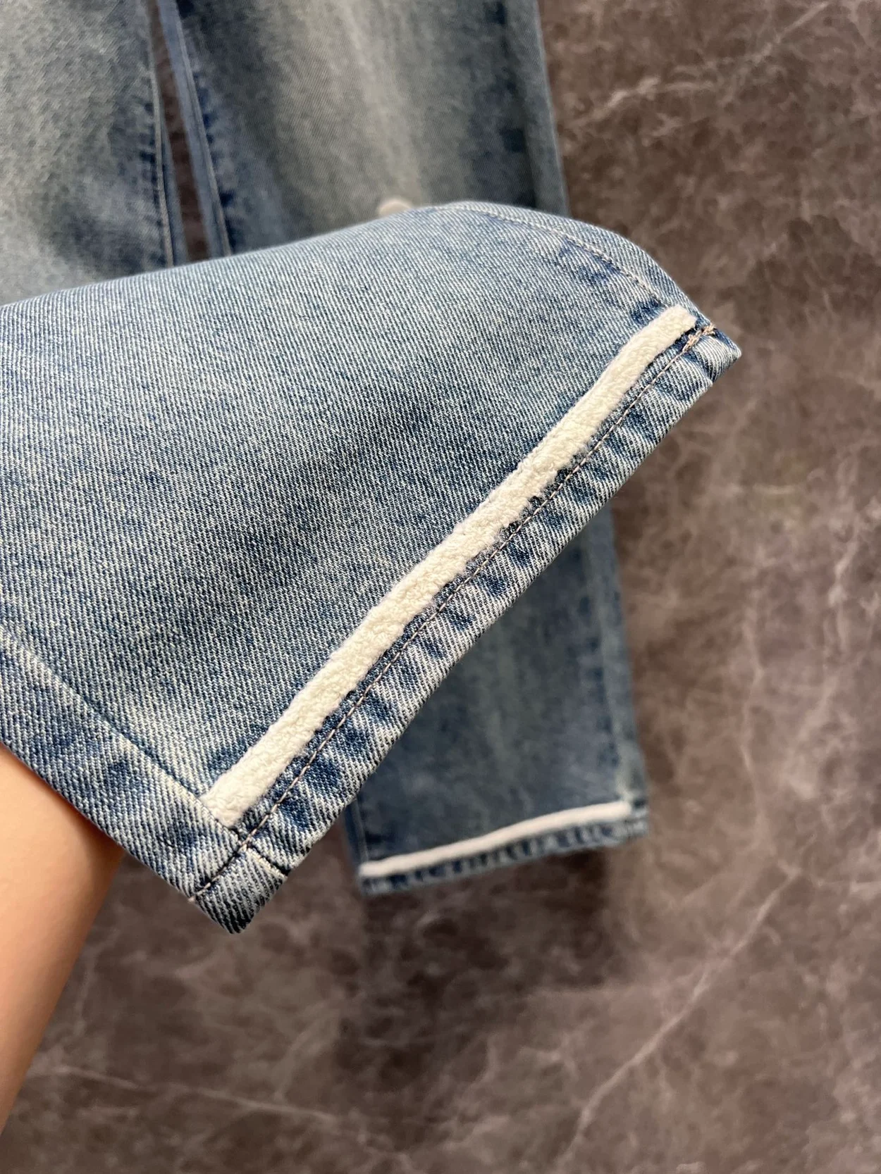 샤넬 로고 포인트 데님 진