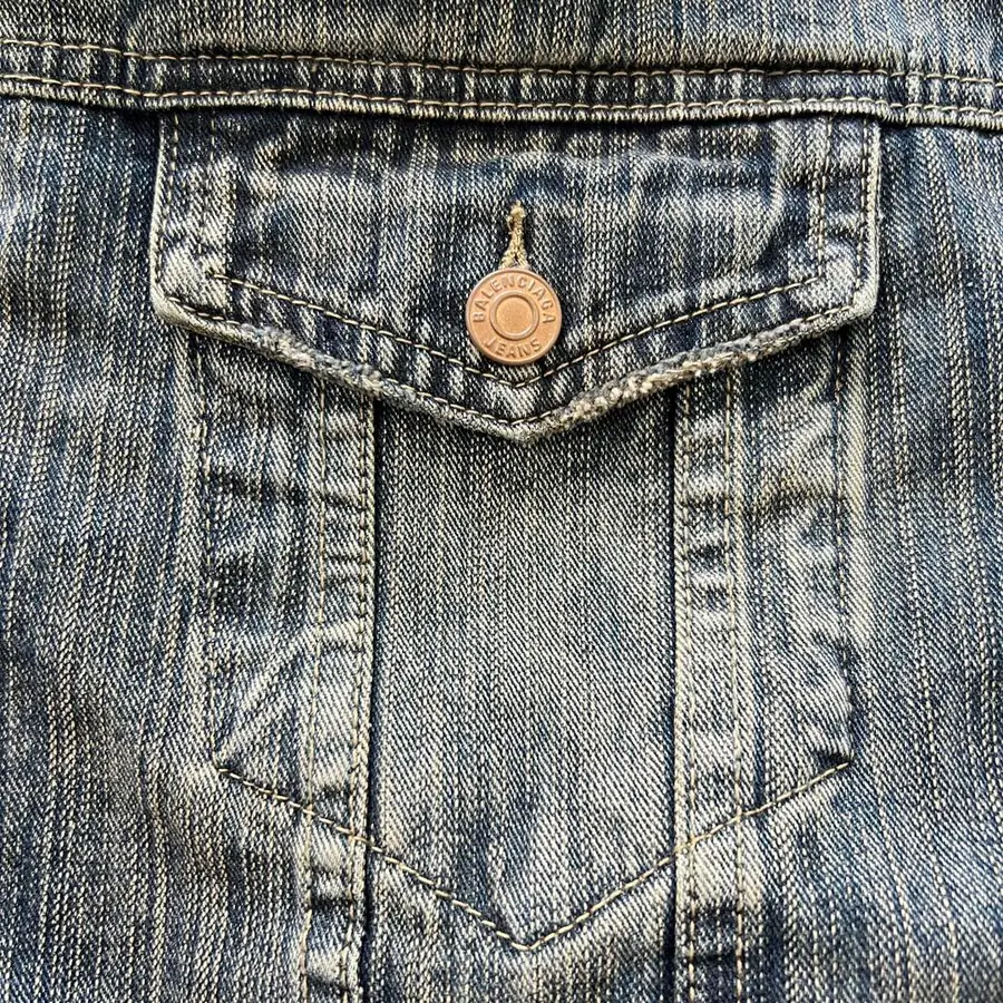 발렌시아가 크립토 라지 핏 데님 자켓