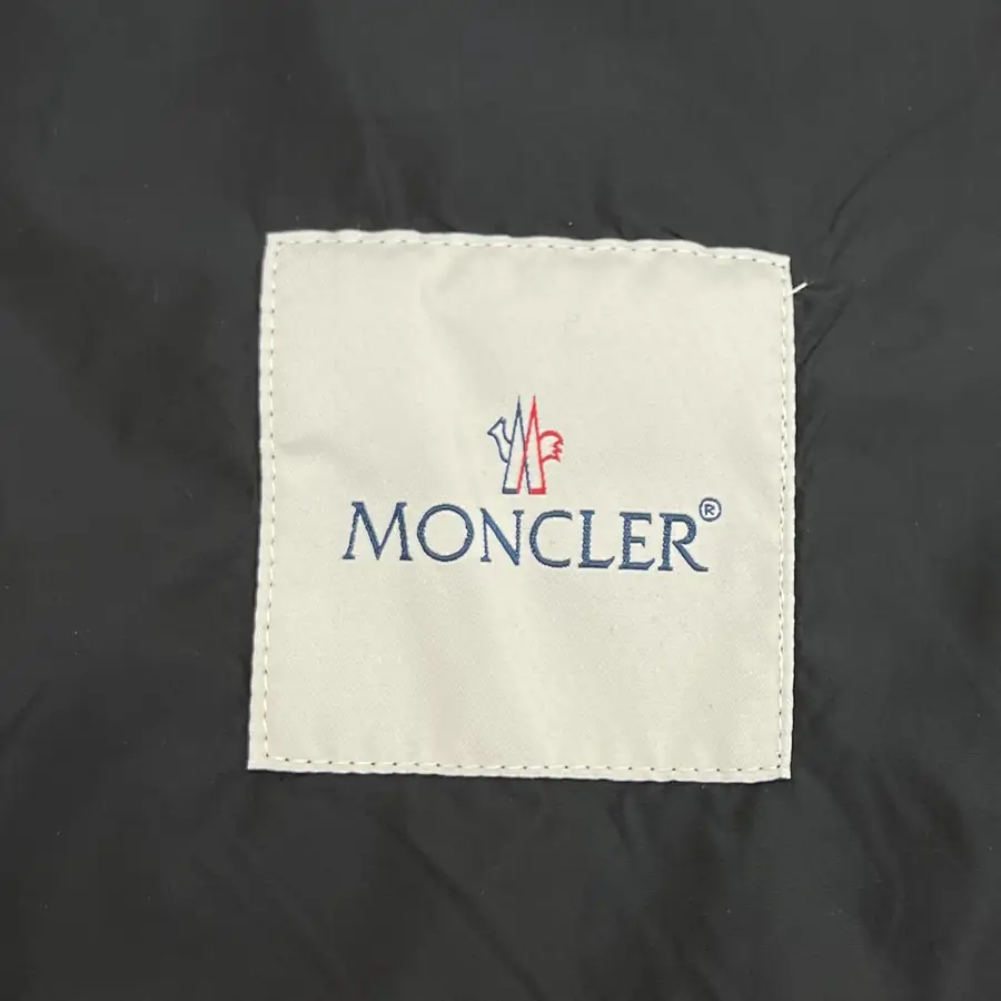 몽클레어 ETIACHE 레인 재킷 블랙