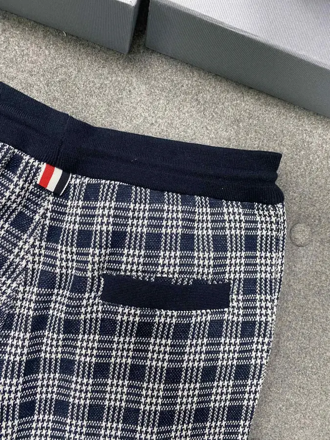 톰브라운 체크 패턴 트랙팬츠 네이비