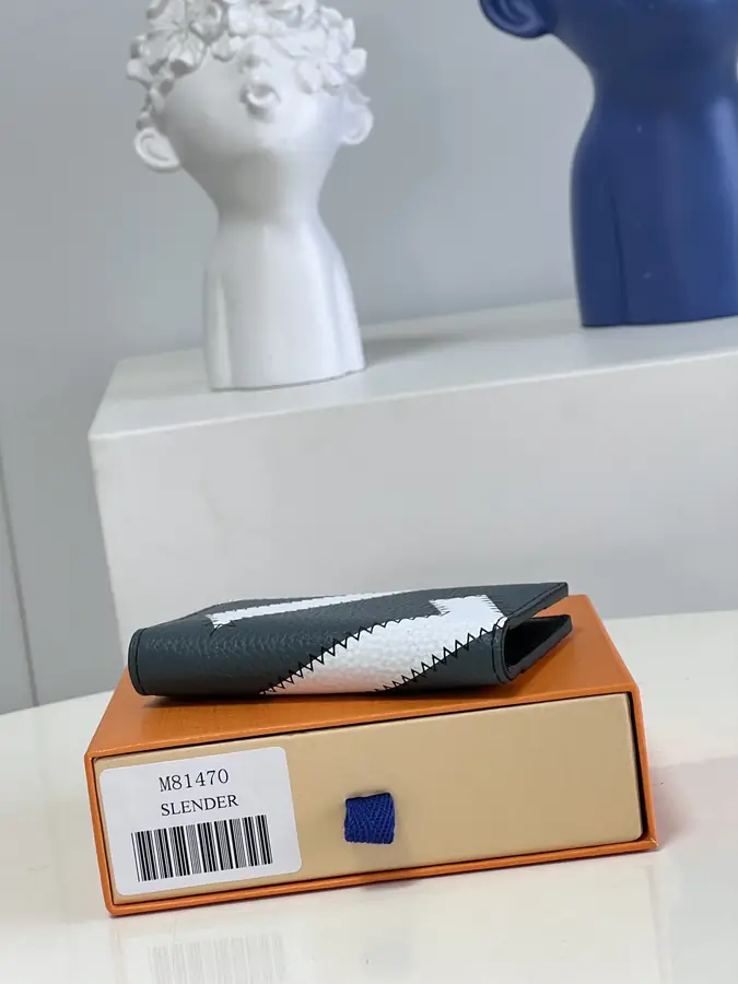 루이비통 포켓 오거나이저 M81470