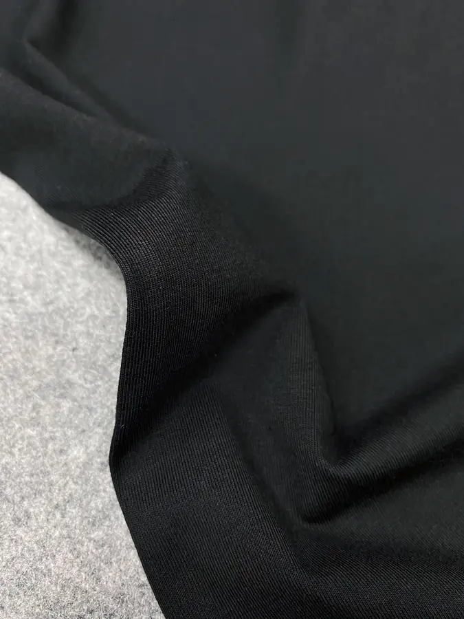 프라다 스트래치 코튼 롱 티셔츠 블랙