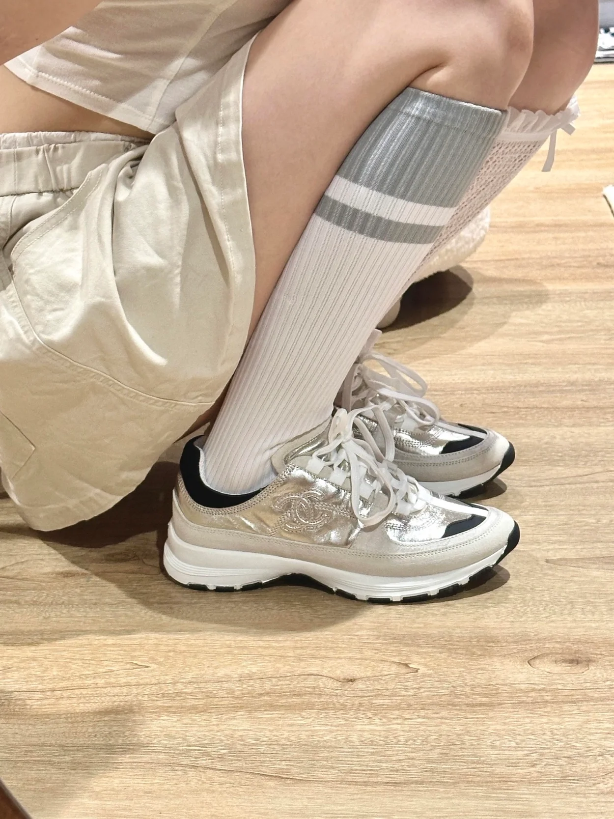 샤넬 25A 공방 스니커즈