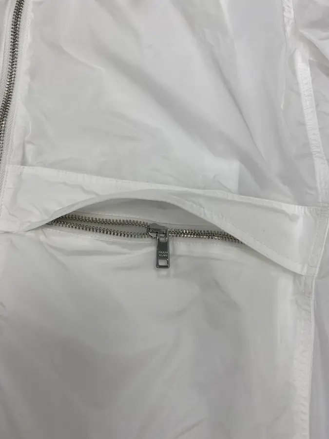 프라다 리나일론 블루종 재킷