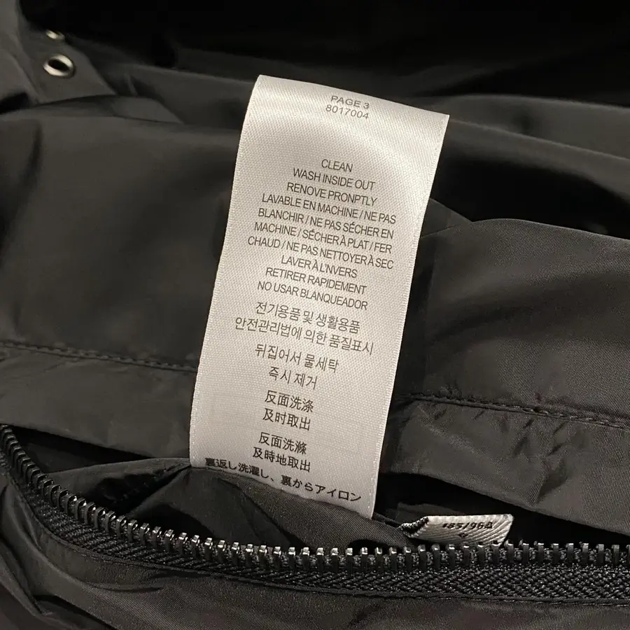 버버리 리버시블 체크 패턴 후드 버튼 자켓 블랙