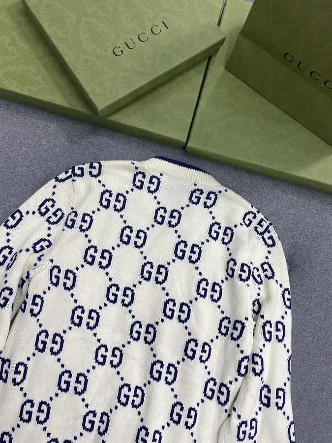 구찌 로고 코튼 스웨터