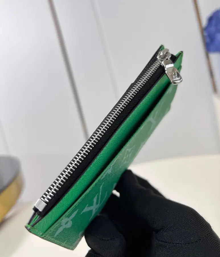 루이비통 코인 카드 홀더 그린 M83102