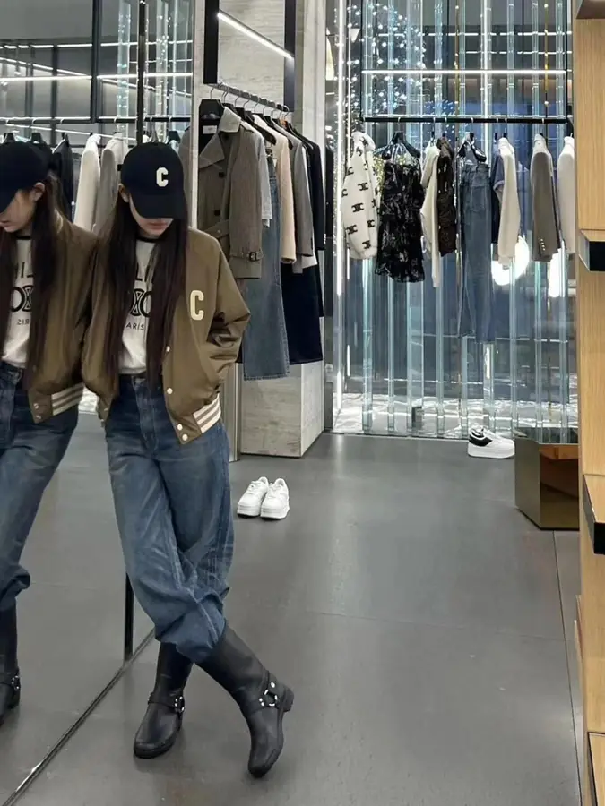 셀린느 라이트웨이트 나일론 테디 자켓