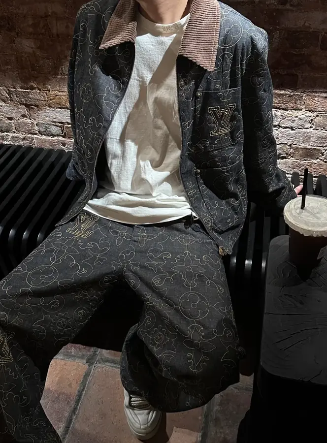 루이비통 엠브로이더드 데님 팬츠