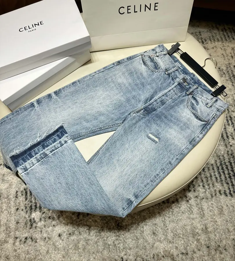 셀린느 웨슬리 진