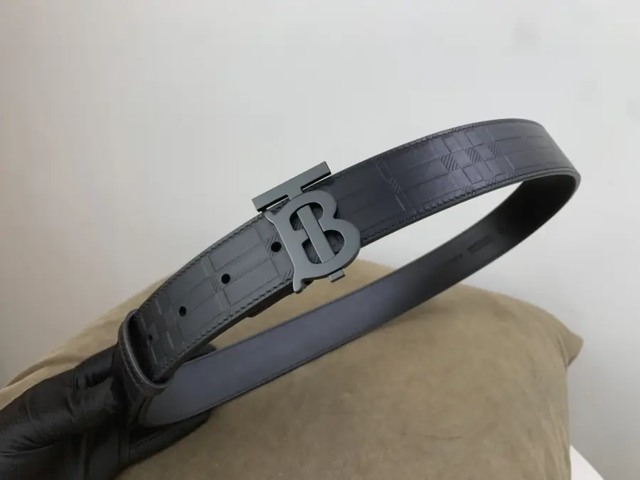버버리 레더 TB 모노그램 벨트 블랙 34mm