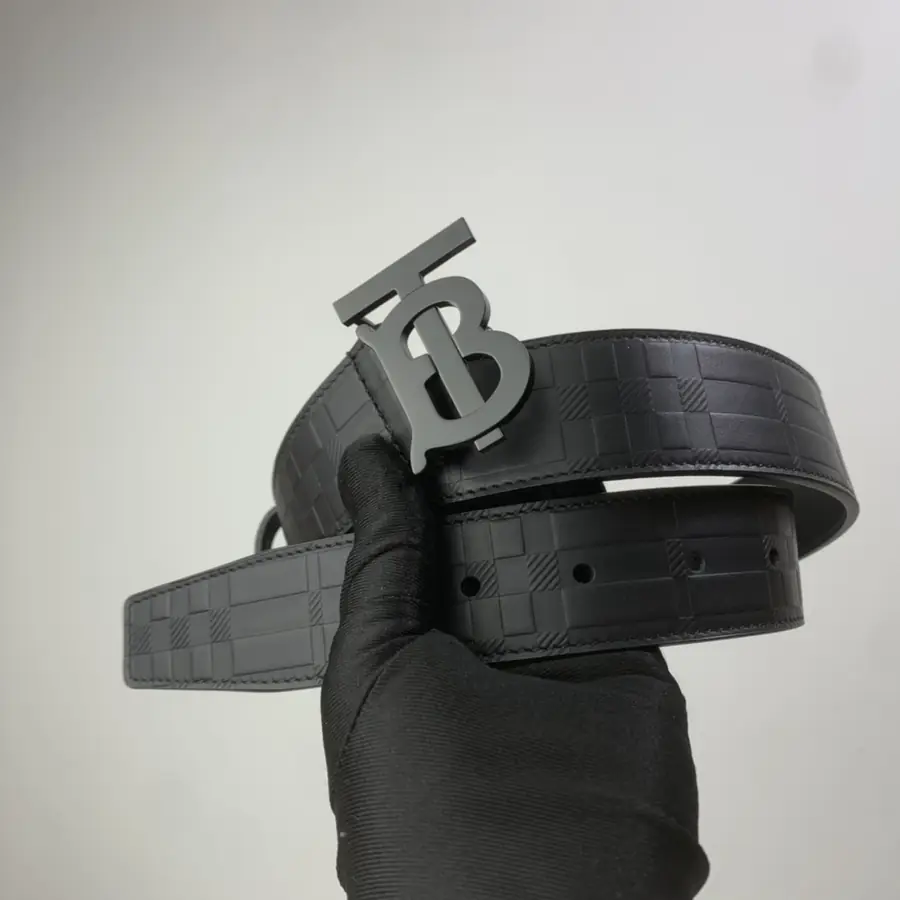 버버리 레더 TB 모노그램 벨트 블랙 34mm