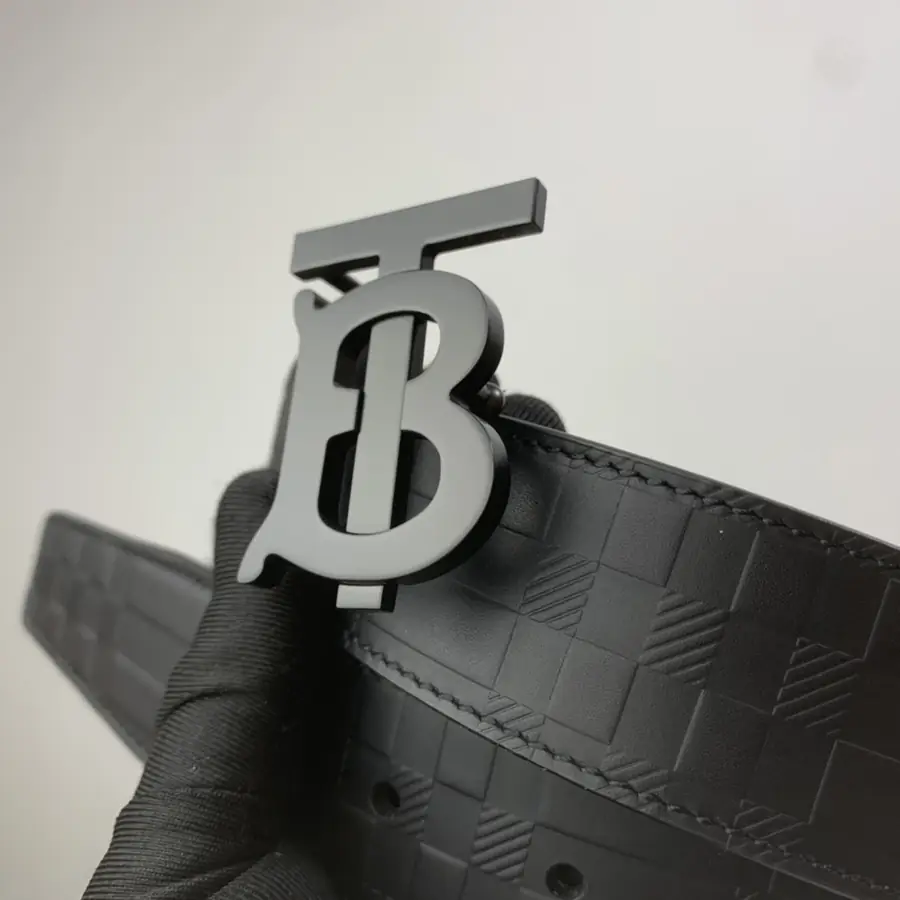 버버리 레더 TB 모노그램 벨트 블랙 34mm