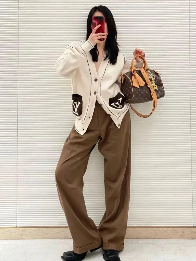 루이비통 테일러드 치노 팬츠 1AFRE7