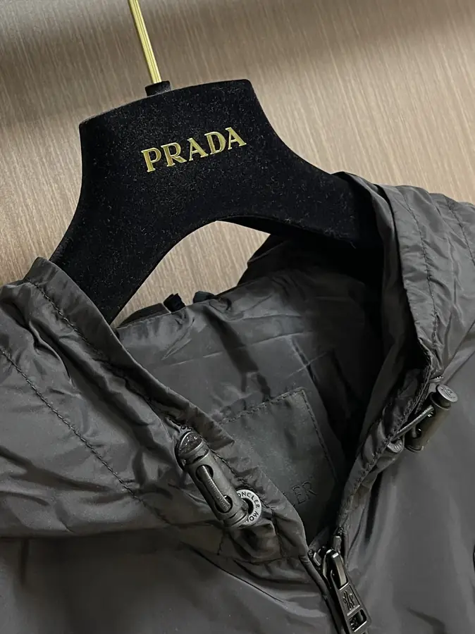 몽클레어 디아니 윈드브레이커