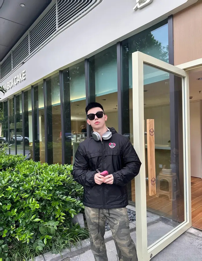 몽클레어 디아니 윈드브레이커