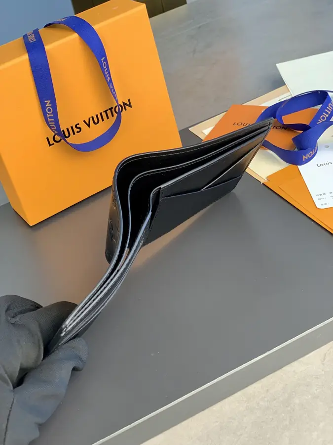 루이비통 멀티플 월렛 모노그램 M62901