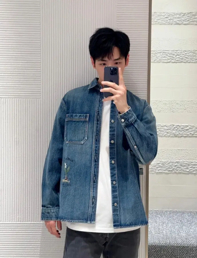 디올 코튼 트윌 클래식 핏 자수 셔츠