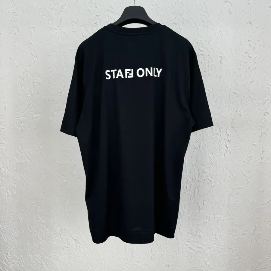 펜디 스태프온리 클래식 티셔츠 블랙