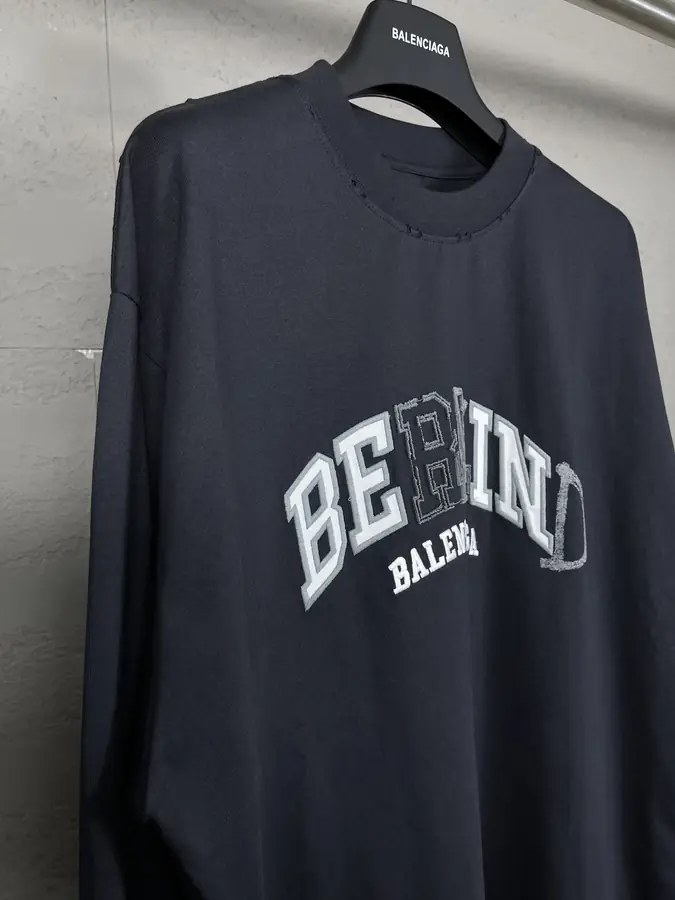 발렌시아가 BERKIND 로고 스웨트셔츠
