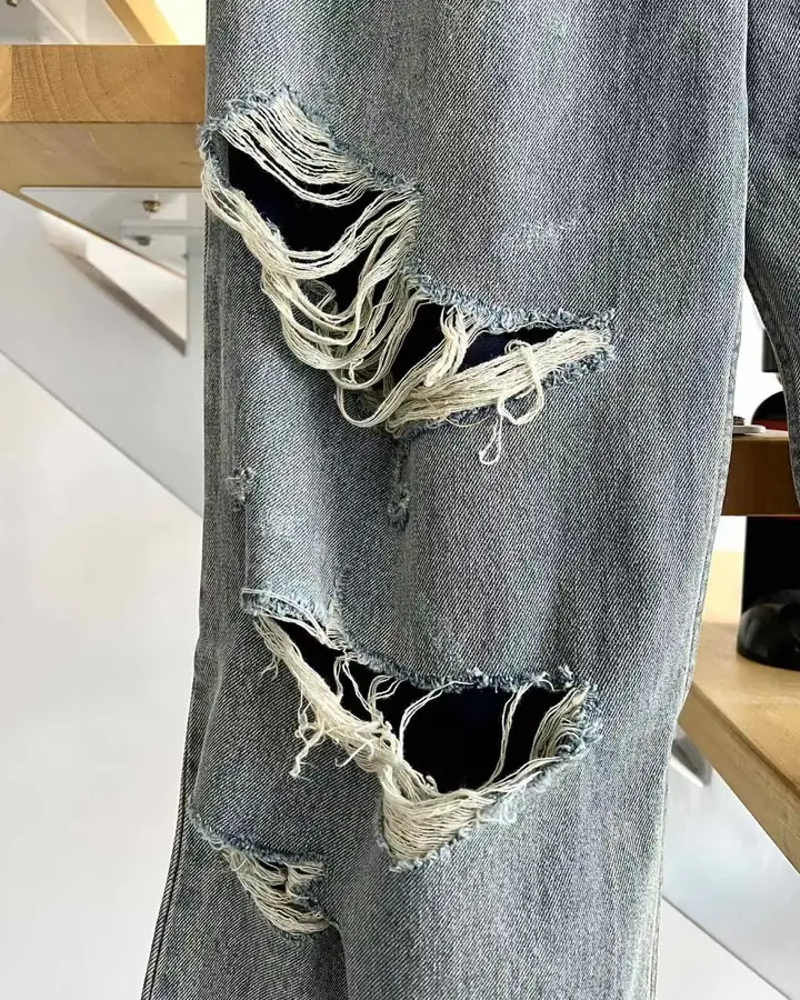 발렌시아가 디스트로이드 배기 데님 팬츠