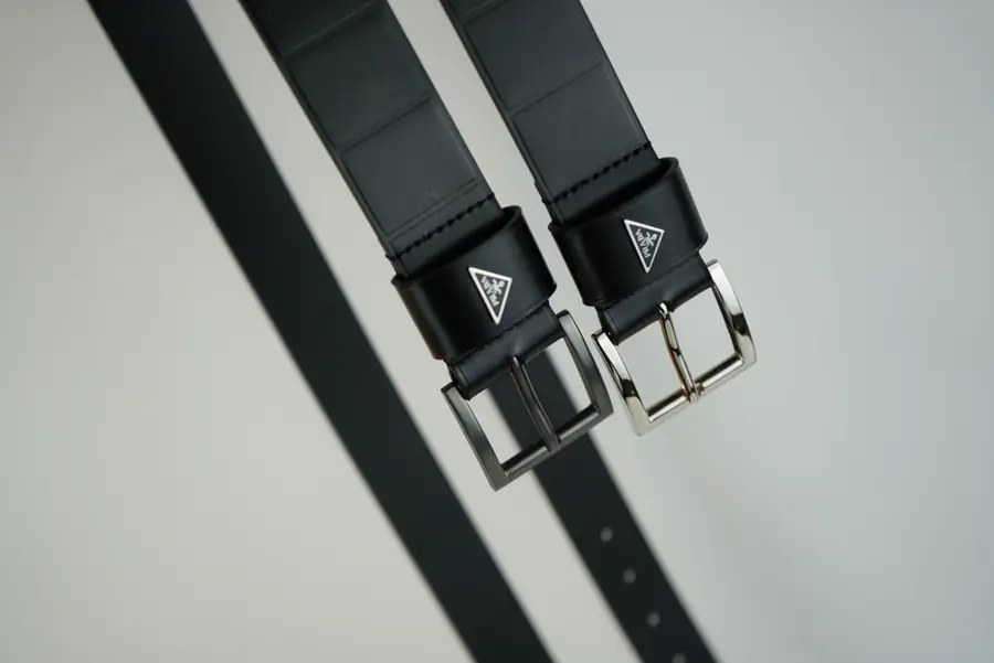 프라다 스무스 레더 벨트 블랙 34mm