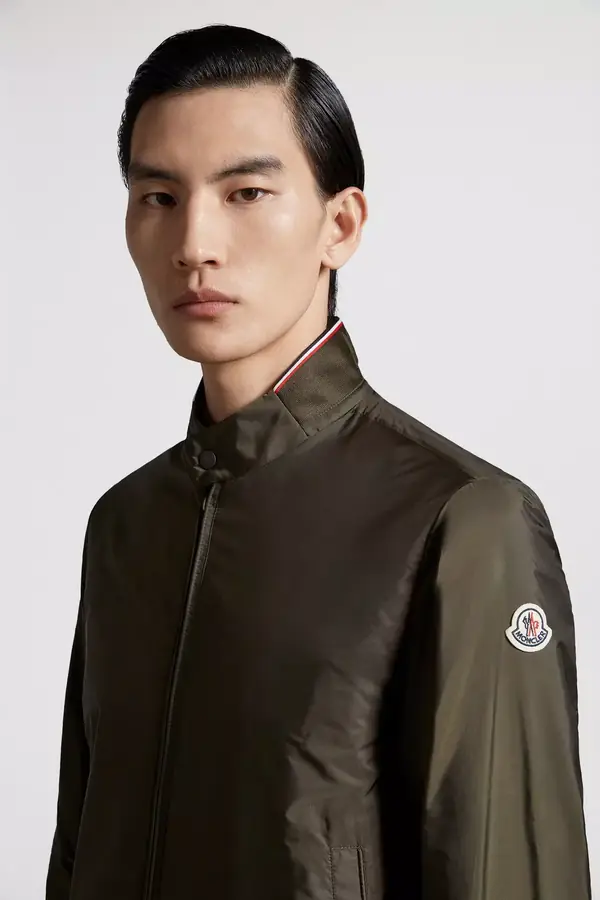 몽클레어 Reppe 레인 재킷 카키
