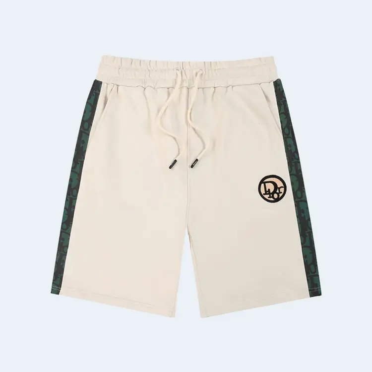디올 그린 스트라이프 버뮤다 쇼츠 베이지