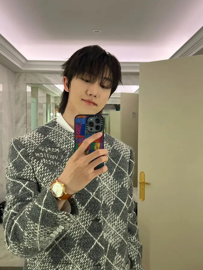 루이비통 시크 칼라리스 울 재킷 1AGIZX