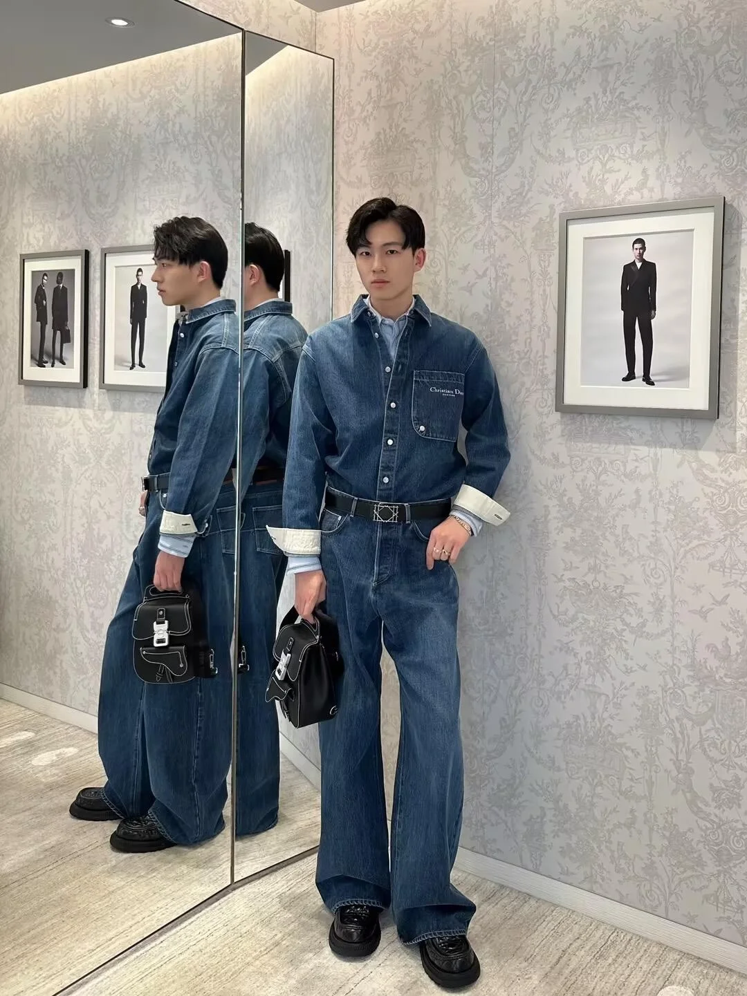디올 크리스찬 디올 꾸띄르 엑스트라 루즈 진