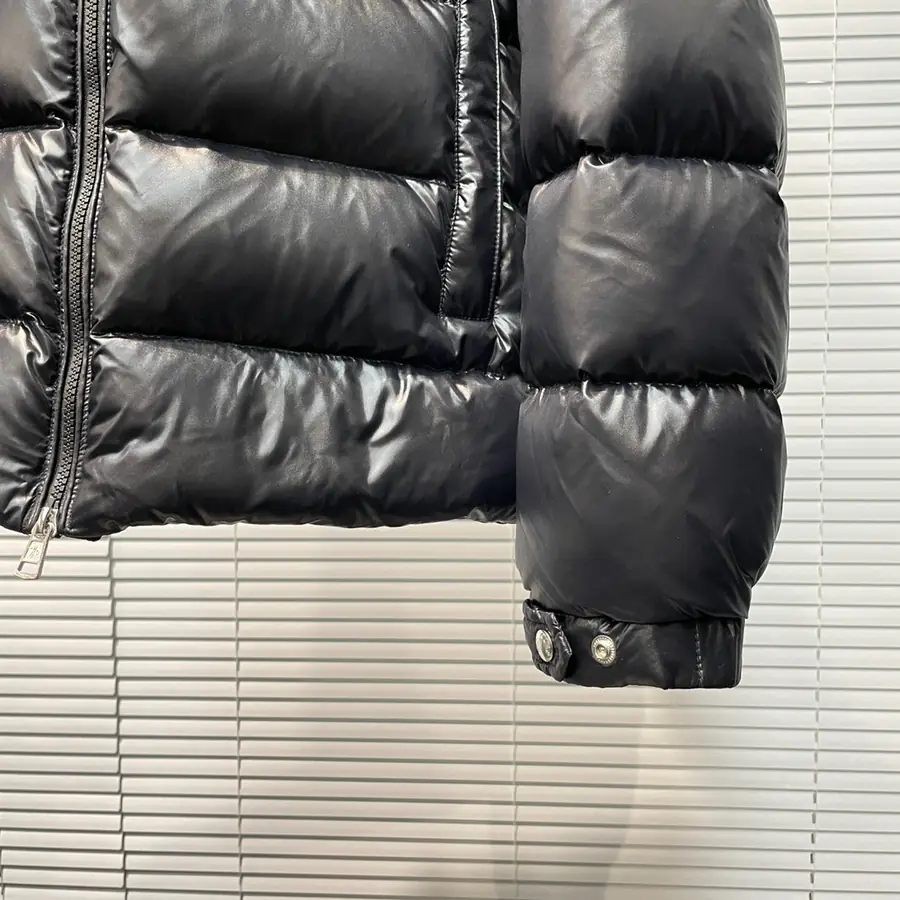 몽클레어 파빈 쇼트 다운 자켓