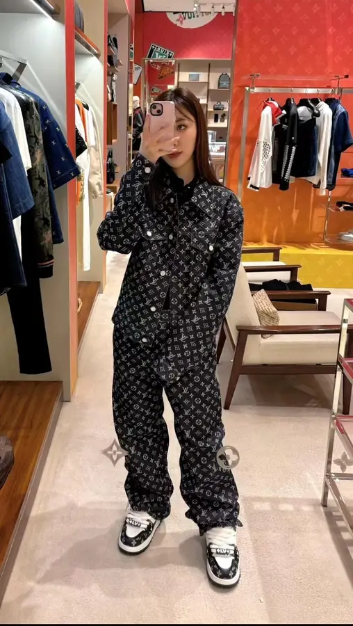 루이비통 모노그램 자카드 데님 재킷 1AFWWU