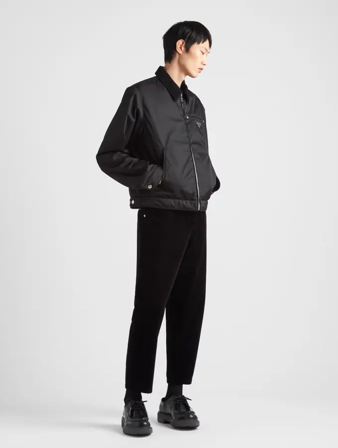 프라다 리나일론 플라퀘 자켓