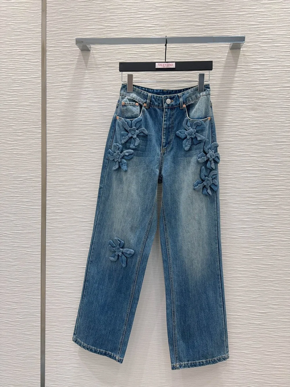 발렌티노 자수 미디엄 블루 데님 팬츠