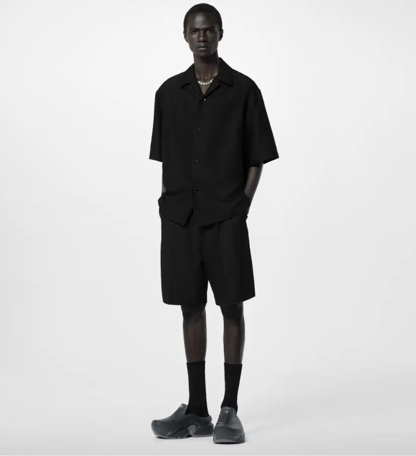 루이비통 실크 블렌드 쇼트 블랙 셔츠 1ABJL4