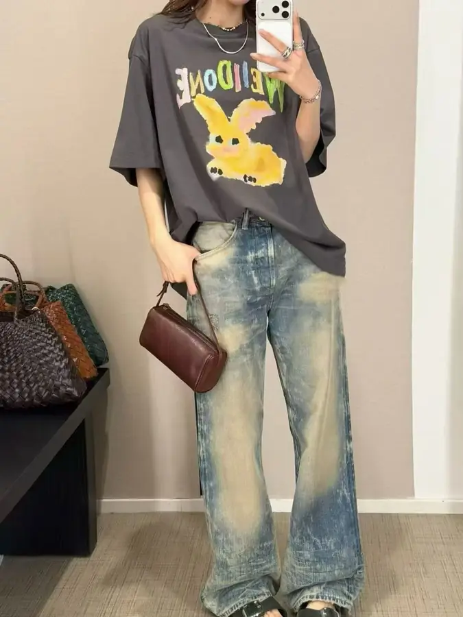 남녀공용 웰던 토끼 프린트 반팔 티셔츠 (2color)