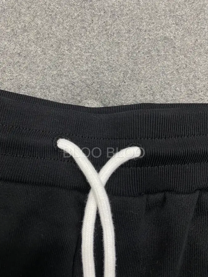 루이비통 위드 엠브로이더리 시그니처 팬츠