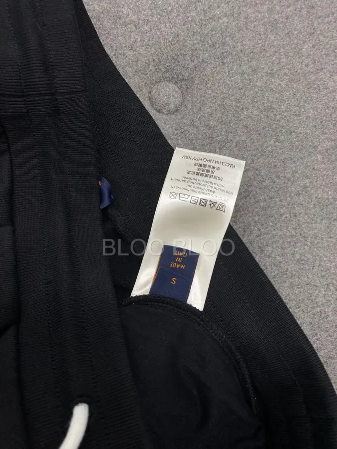 루이비통 위드 엠브로이더리 시그니처 팬츠