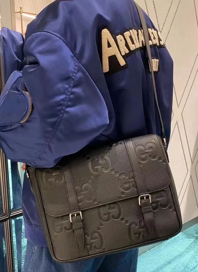 구찌 슬로건 패치 패딩 봄버 재킷