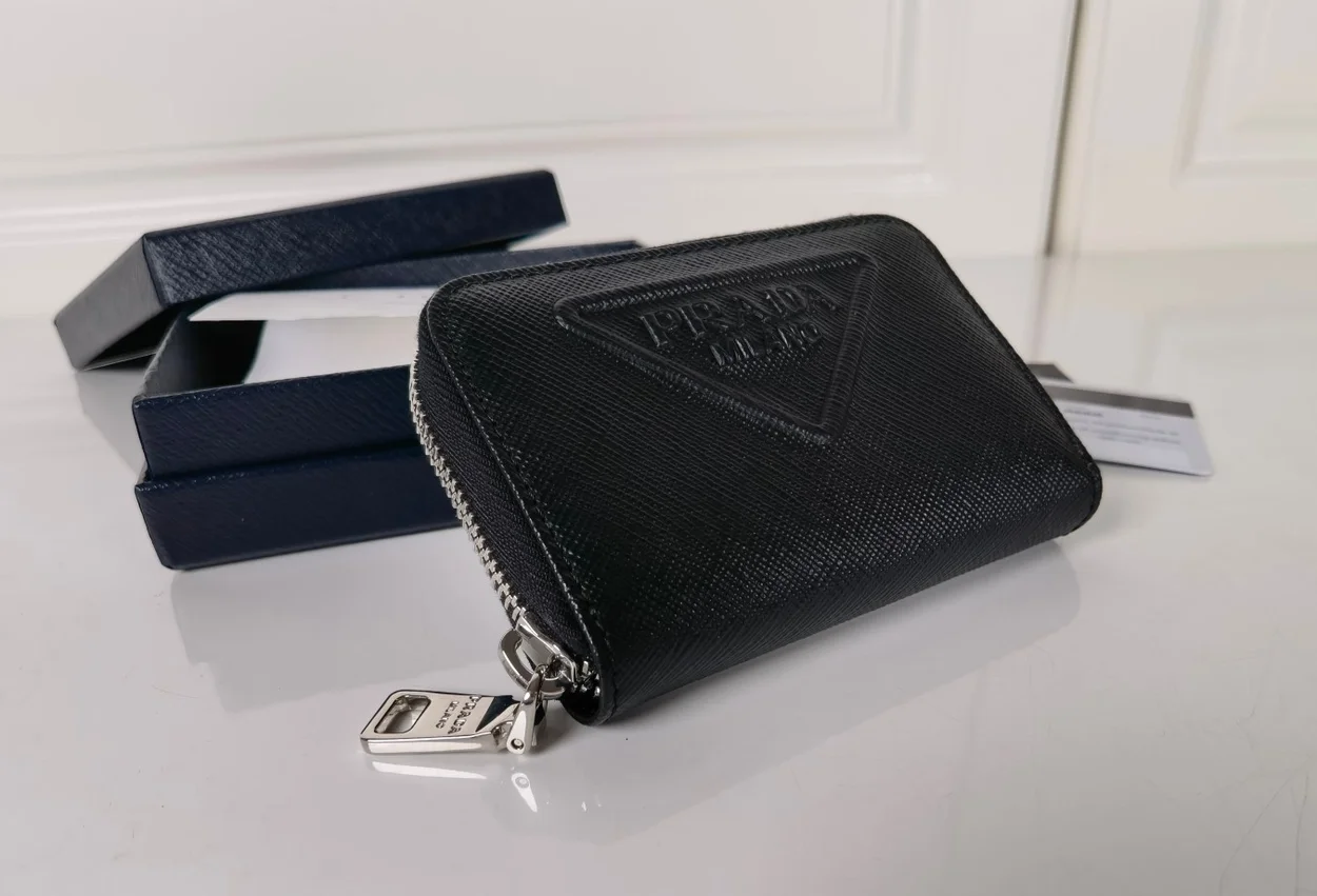 프라다 사피아노 로고 카드지갑