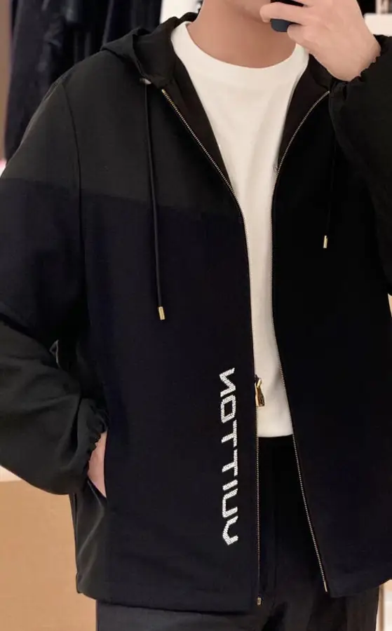 루이비통 테크니컬 후드 코튼 블루종 1AFRGM