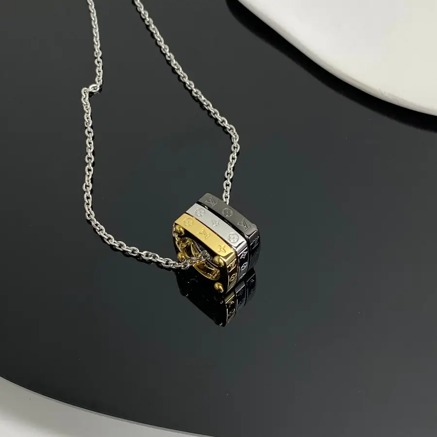 루이비통 모노그램 볼드 목걸이 M00675