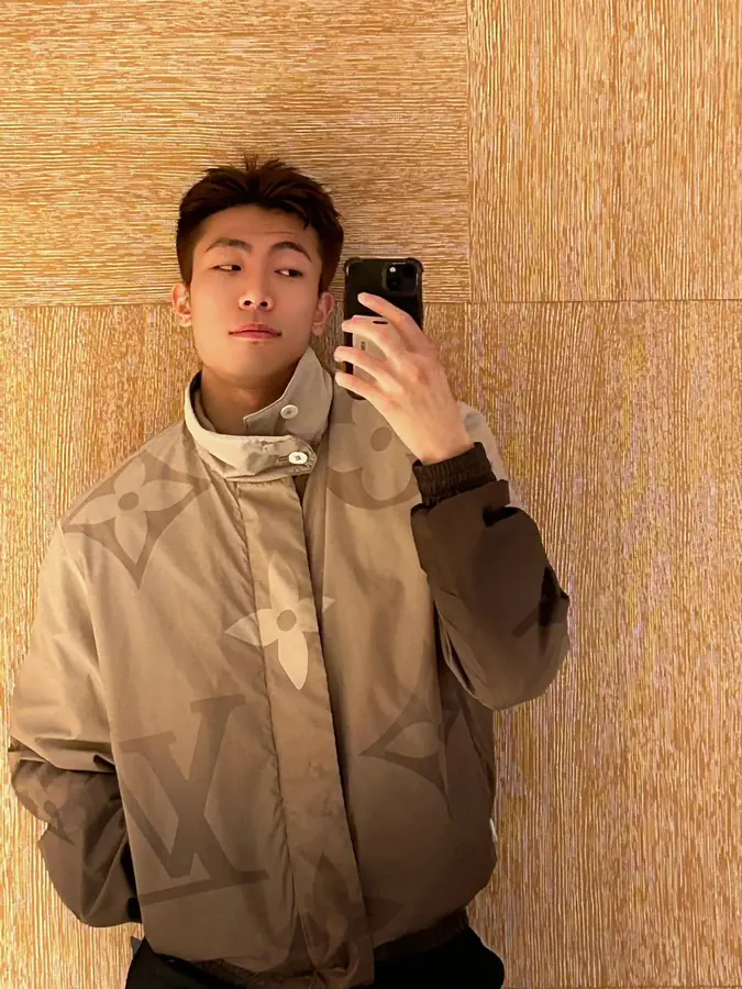 루이비통 모노그램 프린트 나일론 윈드브레이커 재킷 1AFYAP