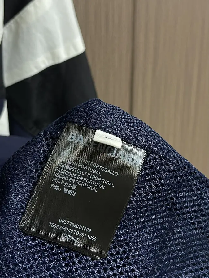 발렌시아가 스포티 B 레귤러 트랙수트 자켓
