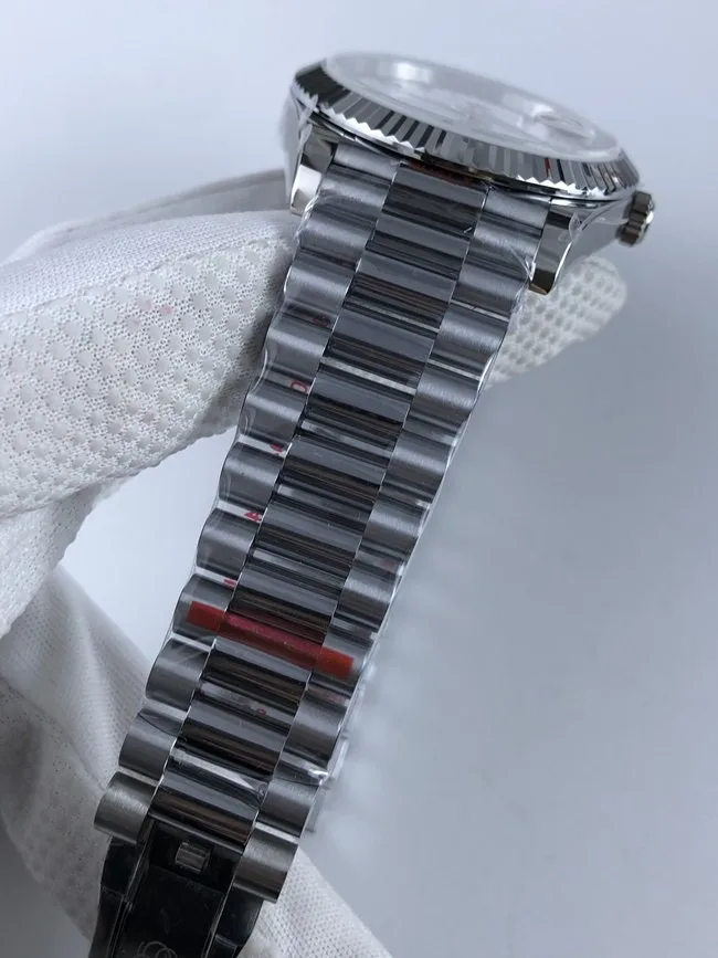 롤렉스 데이데이트36mm 화이트 로만 다이얼 상세 이미지 4