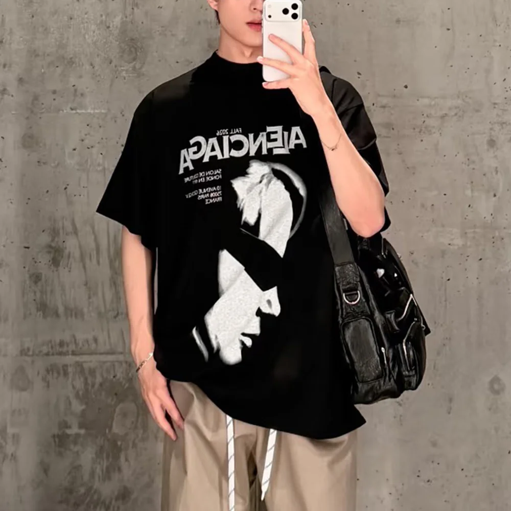 남녀공용 발렌시아가 레이디 인 쉐이드 오버사이즈 티셔츠 블랙