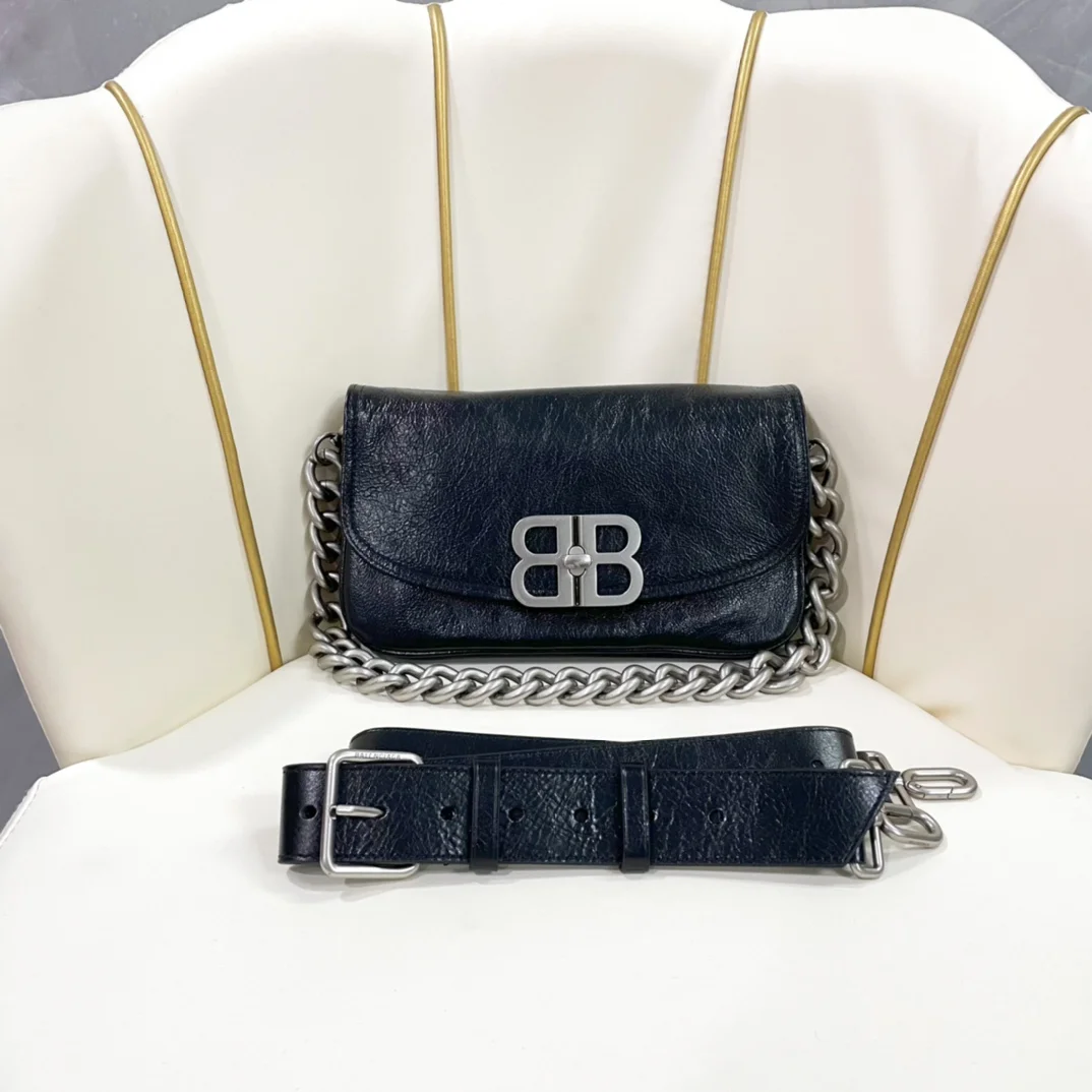 발렌시아가 BB 소프트 스몰 플랩 백